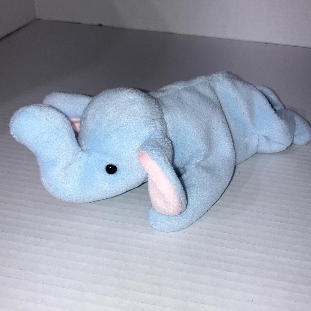 Ty Beanie‎ Baby 1995 Peanut Light Blue and Pink Stuffed Elephant PVC Pellets